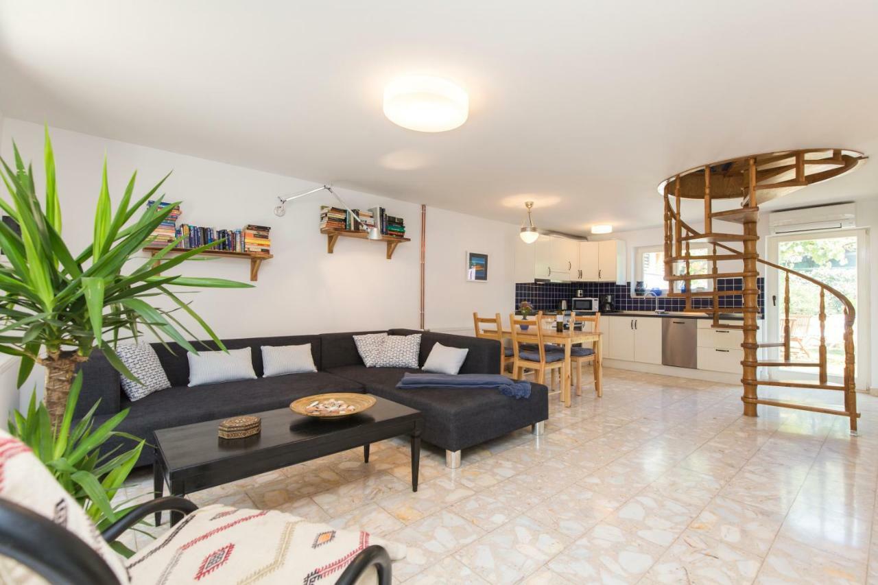Casa Flora 3-Minutes' Walk From The Beach Novigrad  Ngoại thất bức ảnh