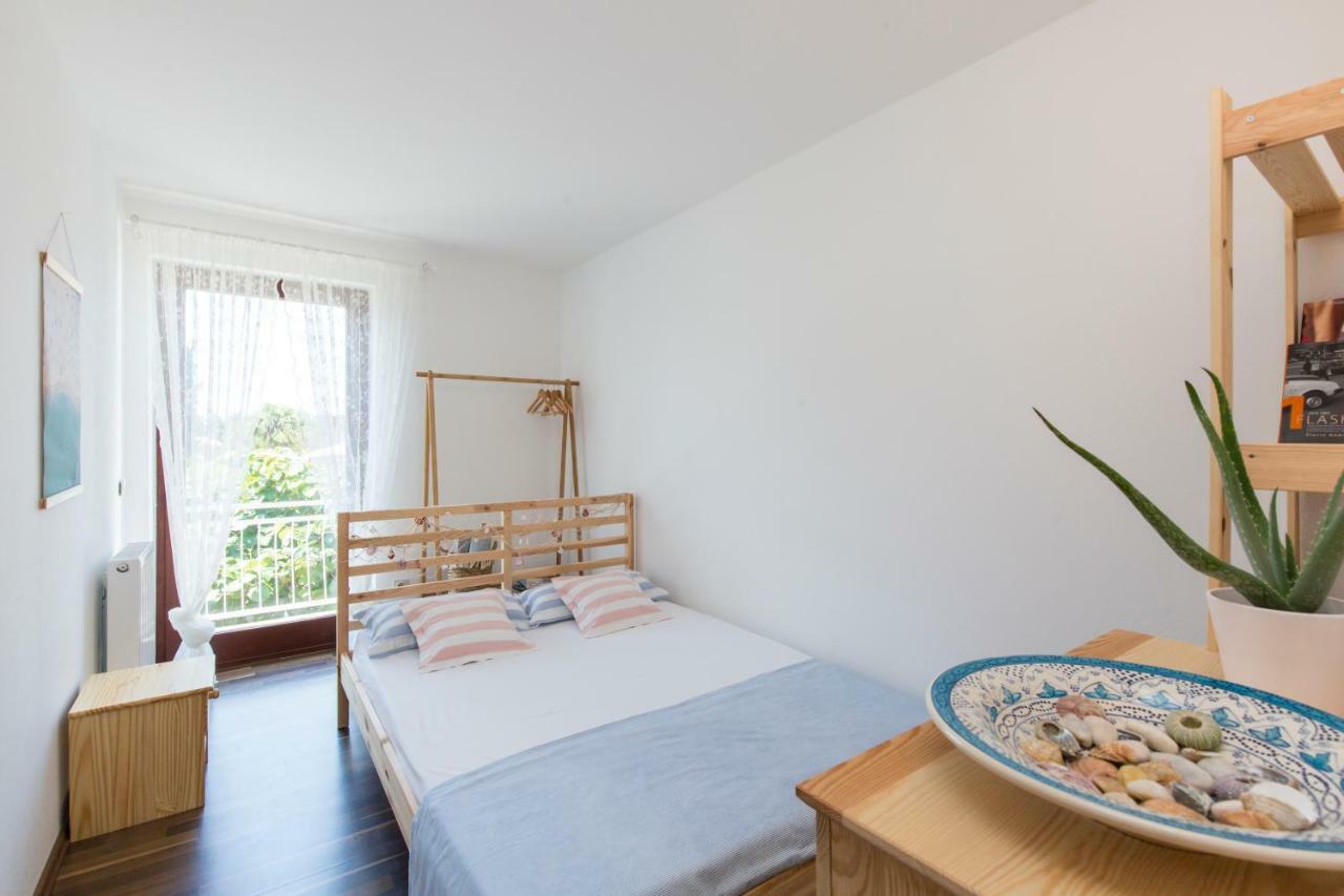 Casa Flora 3-Minutes' Walk From The Beach Novigrad  Ngoại thất bức ảnh