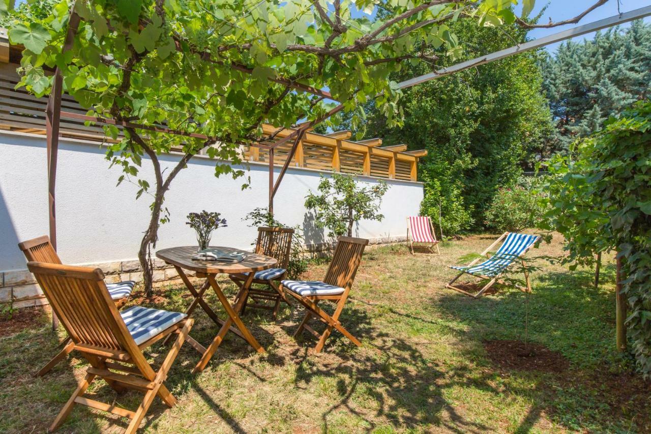 Casa Flora 3-Minutes' Walk From The Beach Novigrad  Ngoại thất bức ảnh